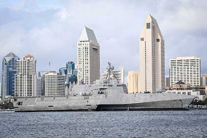SAN DIEGO (Nov. 20, 2019) The newest Independence-variant littoral combat ship USS Cincinnati (LCS 20) arrived at its new homeport in San Diego for the first time. The Navy commissioned Cincinnati, Oct. 5, 2019 in Gulfport, Mississippi. It's the 12th LCS homeported in San Diego. (U.S. Navy photo by Mass Communication Specialist 2nd Class Alex Millar
